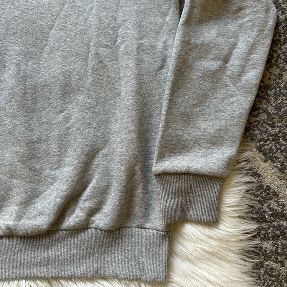 Reebok gray relaxed fit crewneck sweatshirt - Picture 11 of 13